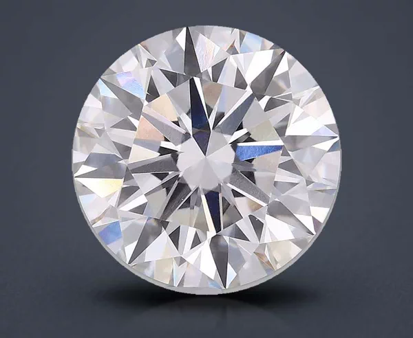 2.6 Carat · E · VVS2 Rare Carat Ideal Cut