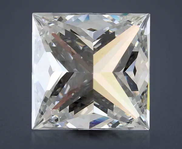 2.82 Carat · F · VS1 Rare Carat Ideal Cut