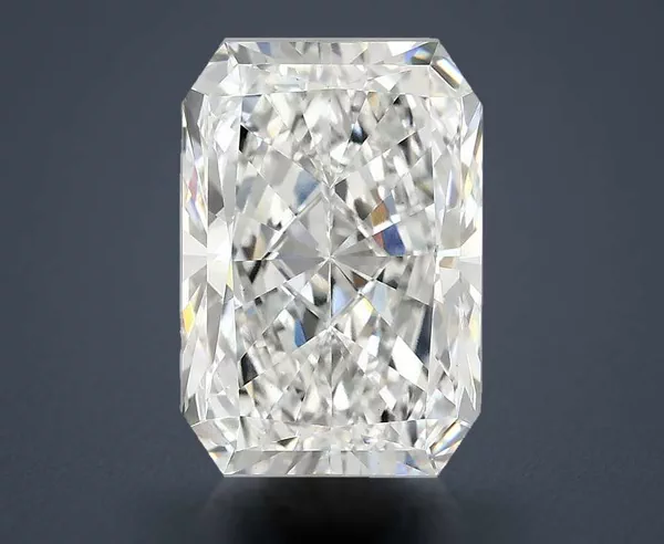 4.72 Carat · E · VS1 Rare Carat Ideal Cut