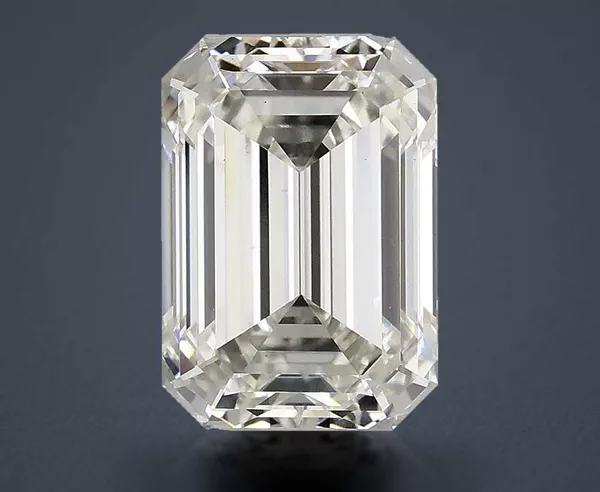 4 Carat · G · VS1 Rare Carat Ideal Cut