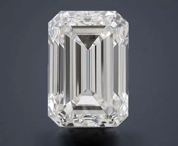 2.65 Carat · G · VS1 Rare Carat Ideal Cut