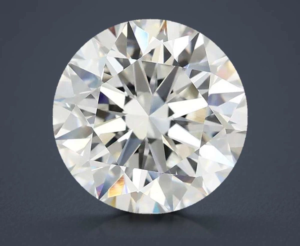 3.93 Carat · E · VVS2 excellent Cut