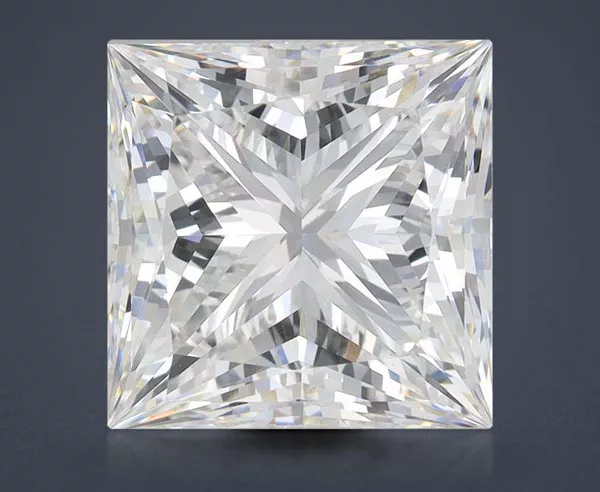 7 Carat · F · VS1 Rare Carat Ideal Cut