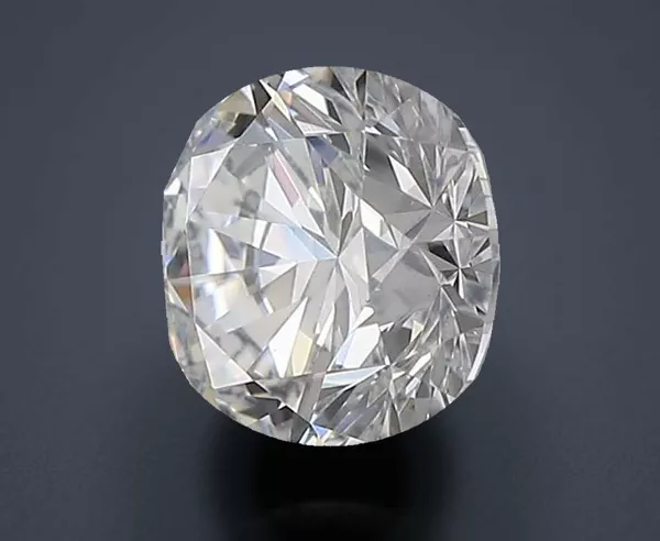 0.38 Carat · E · VVS1 Rare Carat Ideal Cut