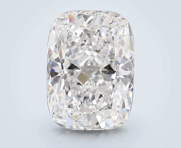 4.68 Carat · E · VVS1 Rare Carat Ideal Cut