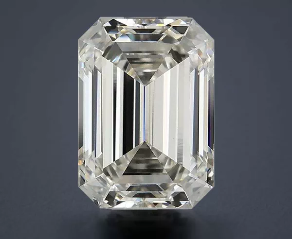 2.59 Carat · H · VS1 Rare Carat Ideal Cut