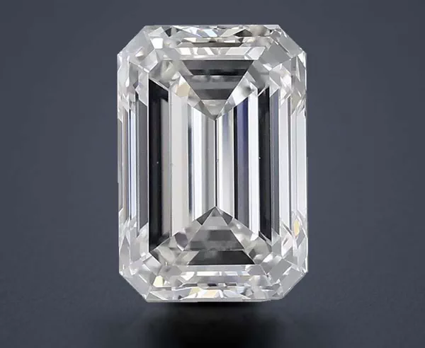 0.9 Carat · E · VS1 Rare Carat Ideal Cut