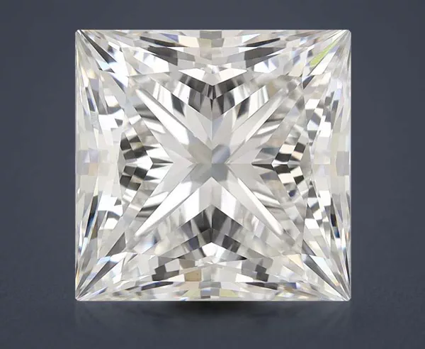 6.15 Carat · G · VS1 Rare Carat Ideal Cut