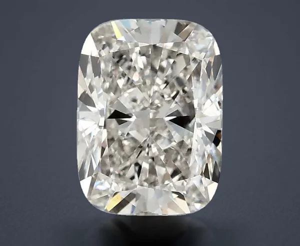 2.55 Carat · G · VS1 Rare Carat Ideal Cut