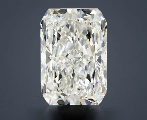6.85 Carat · F · VVS2 Rare Carat Ideal Cut