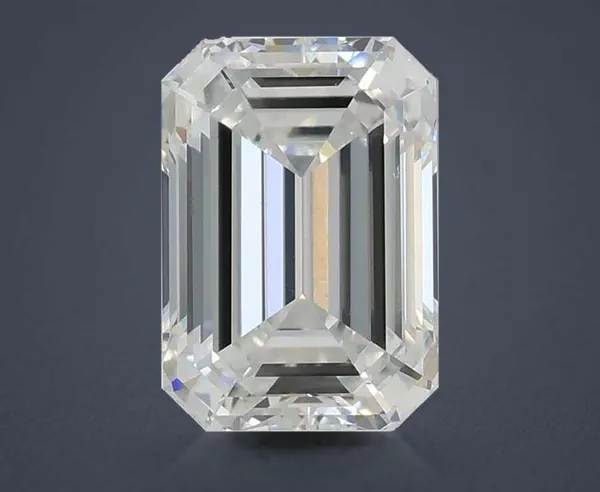 2.06 Carat · E · VS1 Rare Carat Ideal Cut