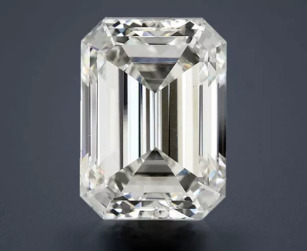4.08 Carat · G · VS1 Rare Carat Ideal Cut