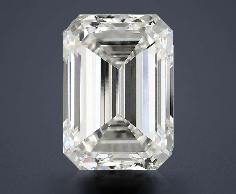 4.02 Carat · G · VVS2 Rare Carat Ideal Cut