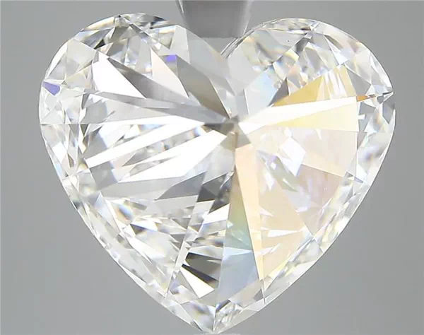 7.1 Carat · E · VVS2 Rare Carat Ideal Cut