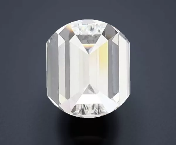 1.92 Carat · G · VS2 Rare Carat Ideal Cut