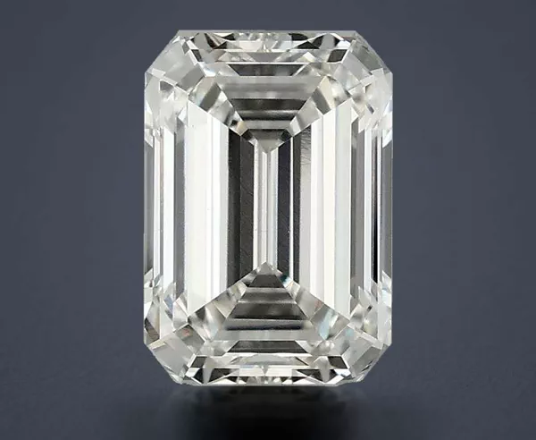 2.88 Carat · G · VS1 Rare Carat Ideal Cut