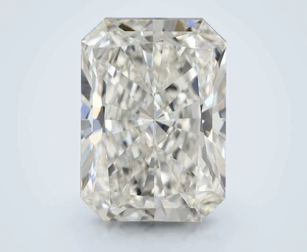 4.23 Carat · G · VS1 Rare Carat Ideal Cut