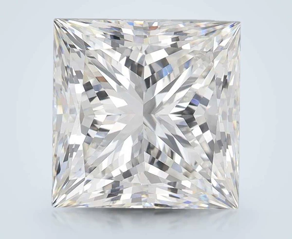 6 Carat · G · VVS2 excellent Cut