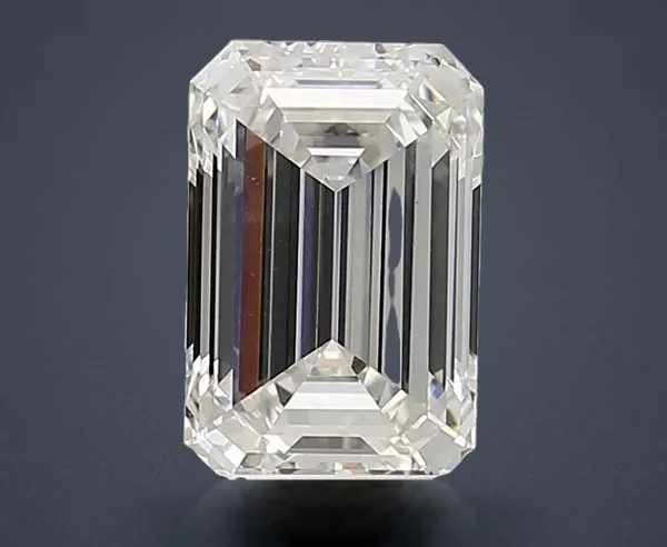 2.59 Carat · F · VS1 Rare Carat Ideal Cut