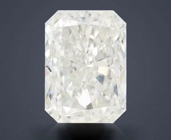 20.09 Carat · G · VS1 Rare Carat Ideal Cut