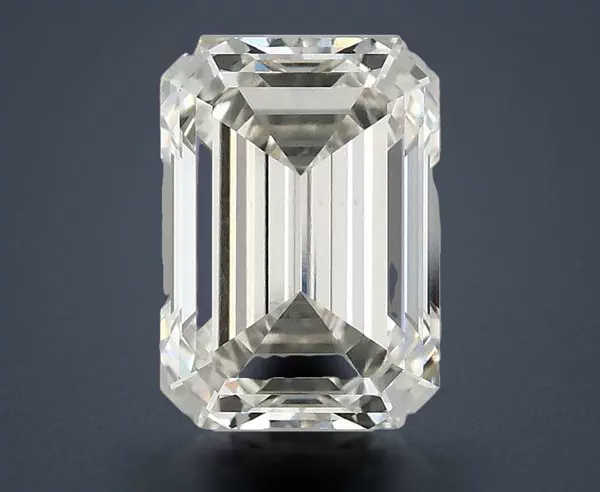 3.08 Carat · G · VS1 Rare Carat Ideal Cut