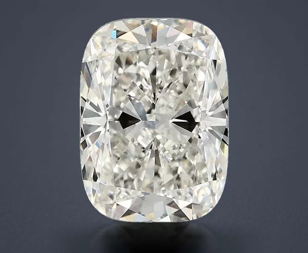 4.03 Carat · G · VVS2 Rare Carat Ideal Cut