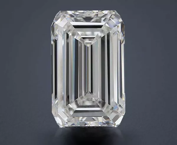 4.34 Carat · E · VVS2 Rare Carat Ideal Cut
