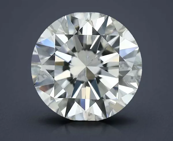 0.6 Carat · I · VVS1 excellent Cut