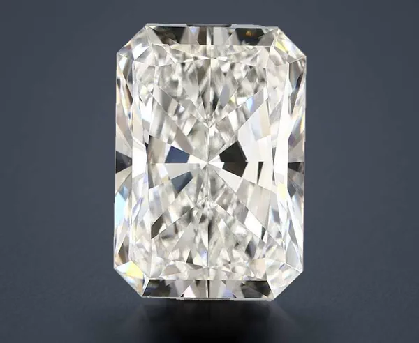 6.59 Carat · F · VVS2 Rare Carat Ideal Cut