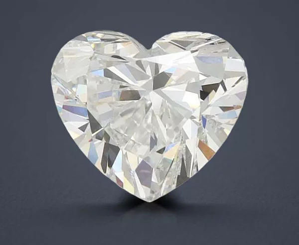 2.31 Carat · F · VS1 Rare Carat Ideal Cut
