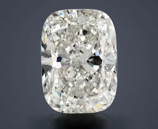 3.01 Carat · G · VS1 Rare Carat Ideal Cut
