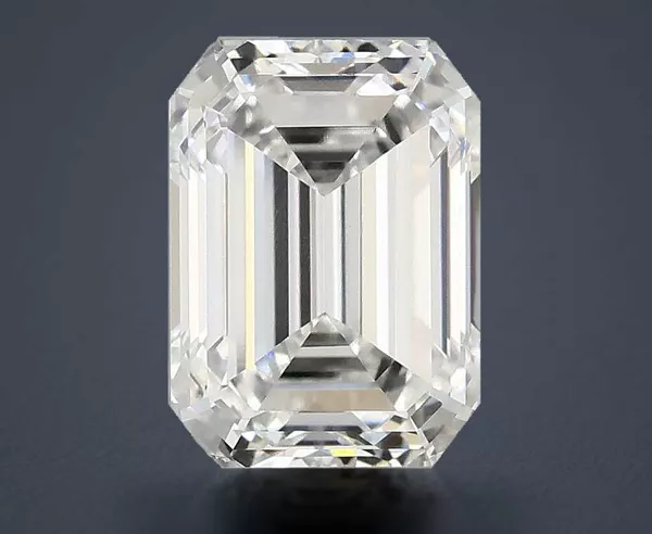 3.15 Carat · E · VS1 Rare Carat Ideal Cut