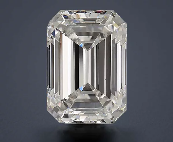 4.07 Carat · F · VS1 Rare Carat Ideal Cut