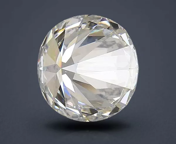 3.76 Carat · G · VS1 Rare Carat Ideal Cut