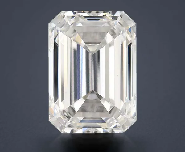 6.17 Carat · G · VS1 Rare Carat Ideal Cut