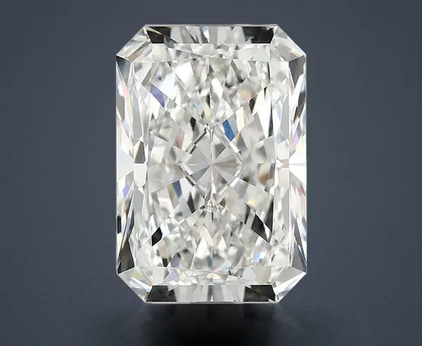 4.83 Carat · F · VVS2 Rare Carat Ideal Cut