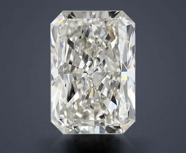 4.51 Carat · G · VS1 Rare Carat Ideal Cut