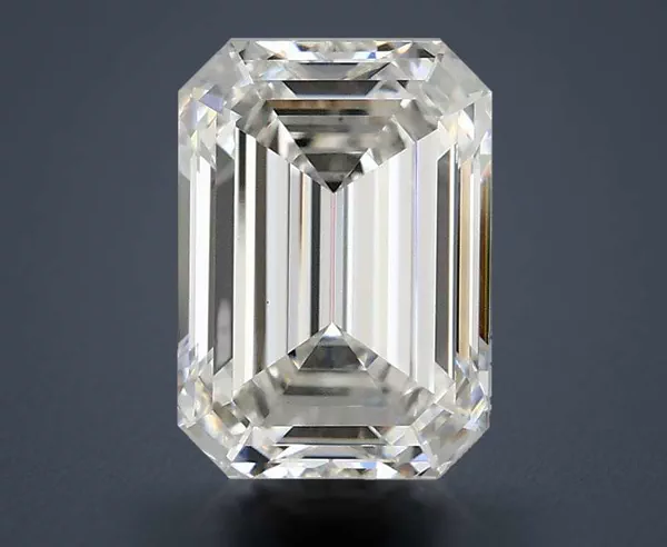 2.48 Carat · F · VS1 Rare Carat Ideal Cut