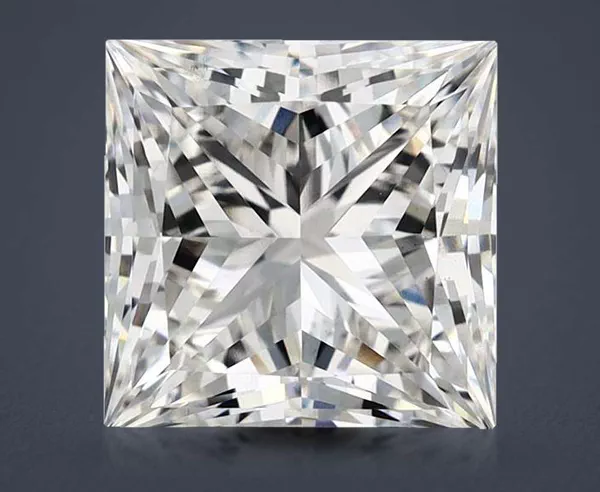 4.47 Carat · G · VS2 Rare Carat Ideal Cut