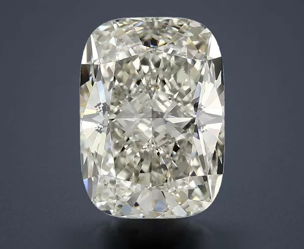 4.01 Carat · H · VS1 Rare Carat Ideal Cut