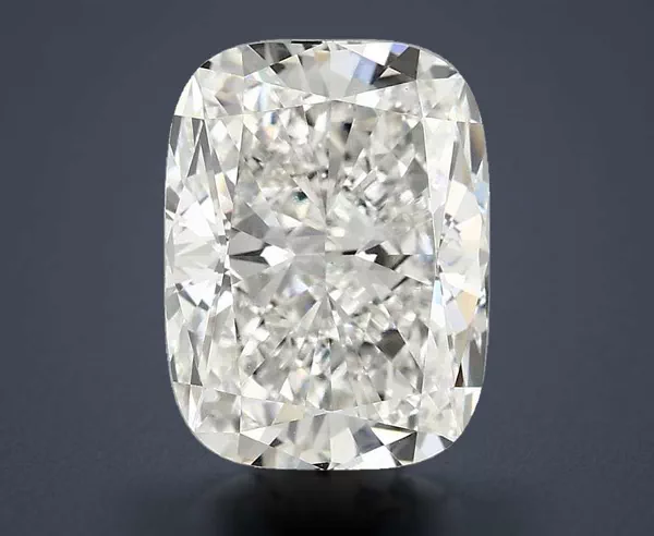 4 Carat · F · VS1 Rare Carat Ideal Cut