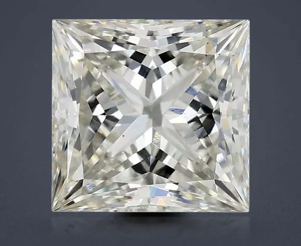 2.59 Carat · H · VS1 Rare Carat Ideal Cut