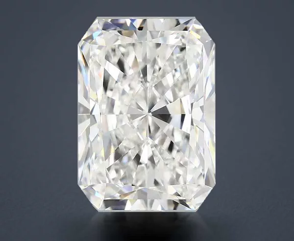 4.81 Carat · E · VVS2 Rare Carat Ideal Cut