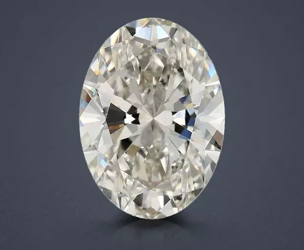 3.92 Carat · H · VVS2 Rare Carat Ideal Cut