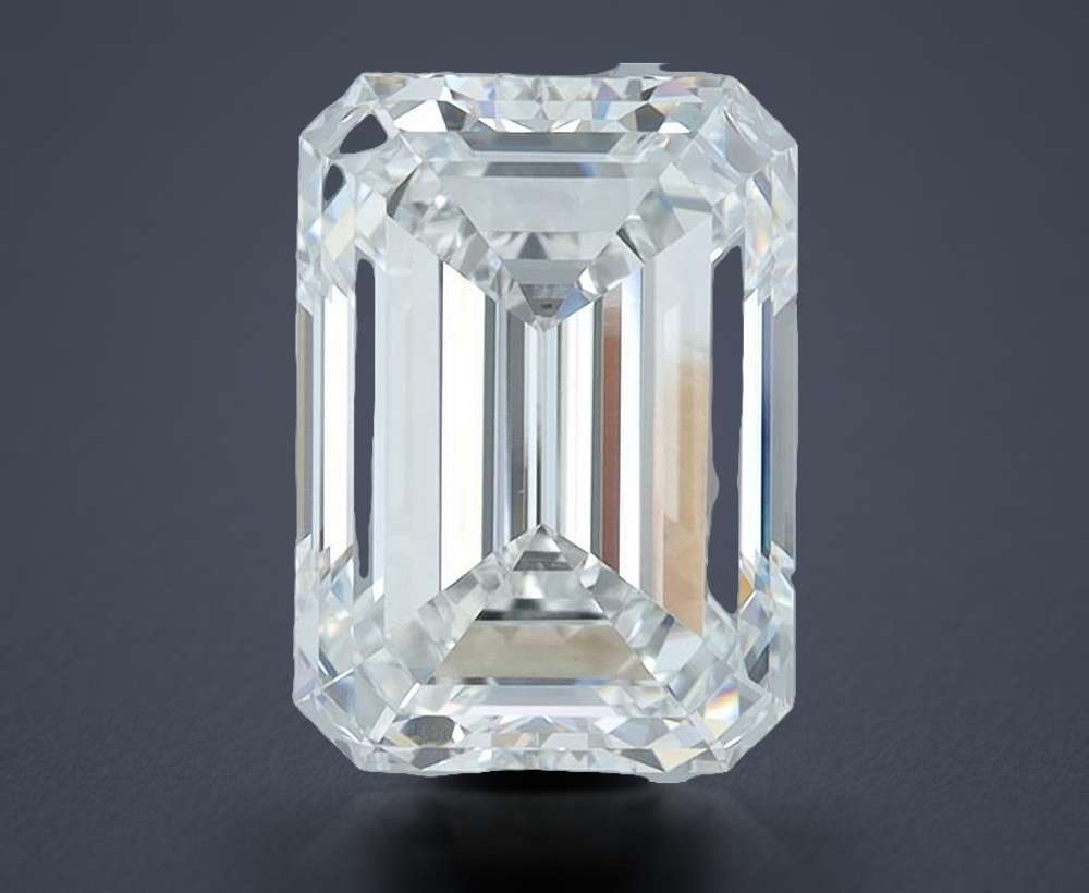 4.9 Carat · F · VVS2 Rare Carat Ideal Cut