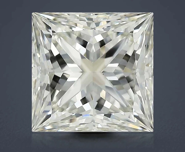 5.01 Carat · J · VS1 Rare Carat Ideal Cut