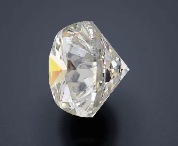 1.37 Carat · H · VS1 Rare Carat Ideal Cut