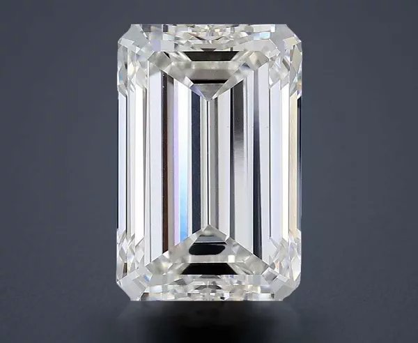 4 Carat · G · VVS2 Rare Carat Ideal Cut