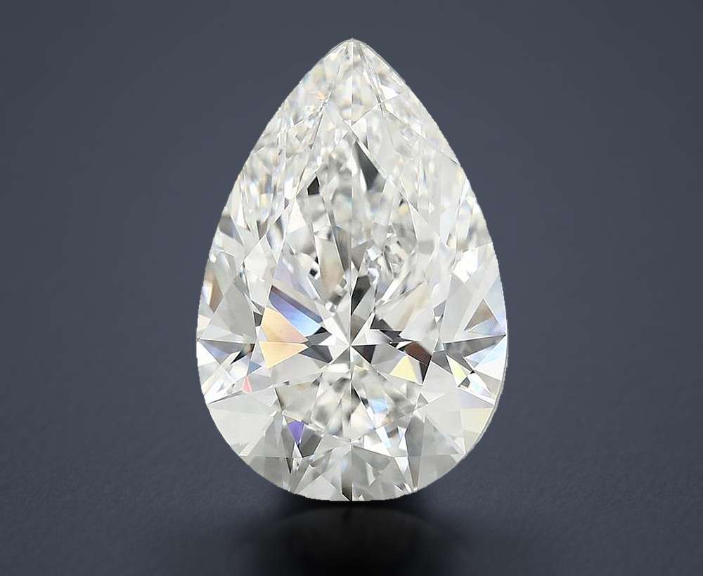 6.96 Carat · F · VVS2 Rare Carat Ideal Cut