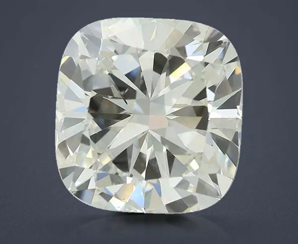 4 Carat · G · VS2 Rare Carat Ideal Cut